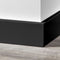 Plinthe haute moderne en MDF noir 90x12mm prélaqué RAL 9005